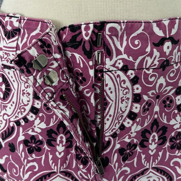 Ann Taylor Loft Size 6 Pink Floral Mini Skirt - Picture 6 of 8